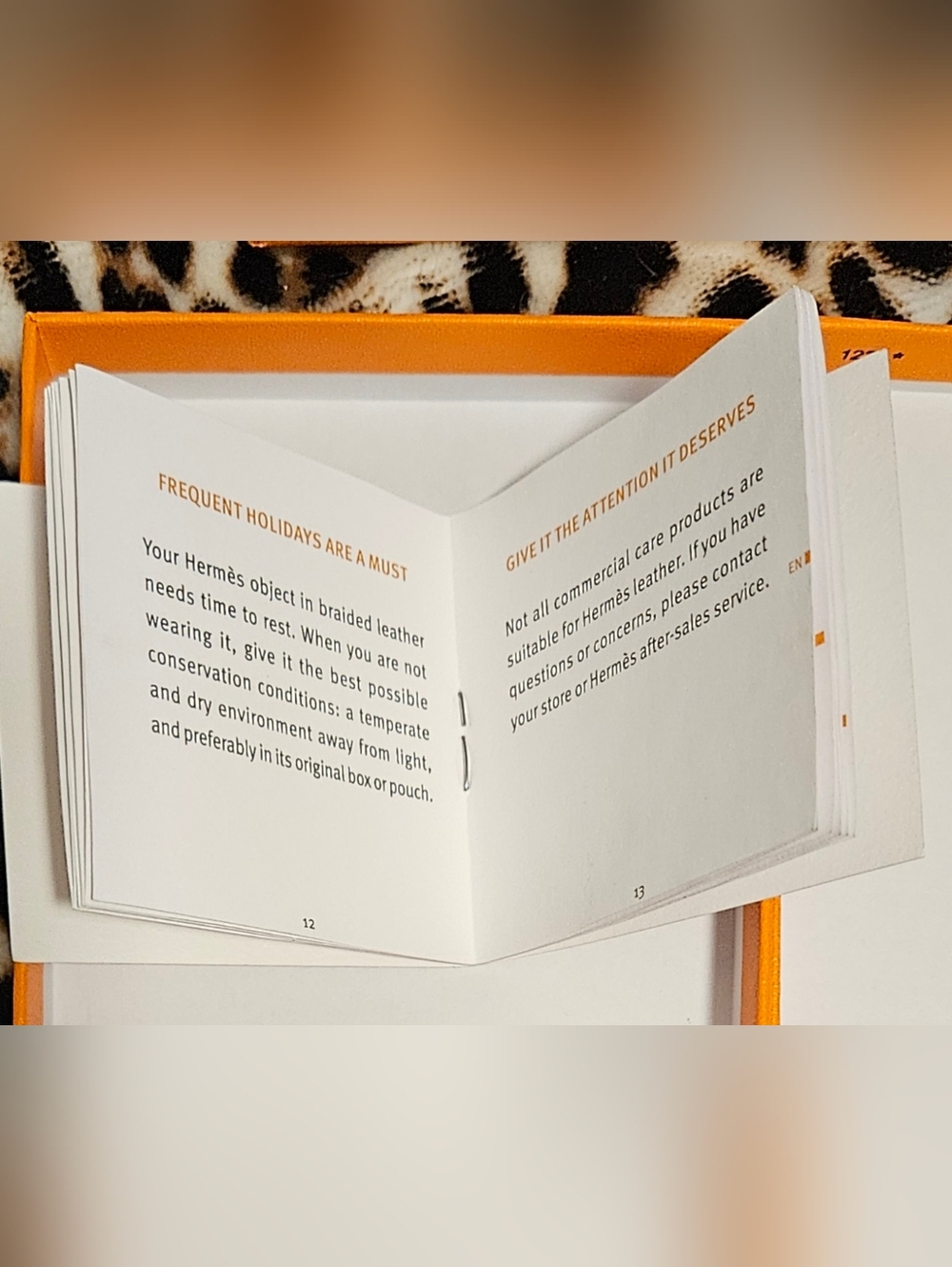 NEW Hermès Small Orange Gift Box Bag Set Booklet Jewelry Storage Scarf Travel - Picture 7 of 16